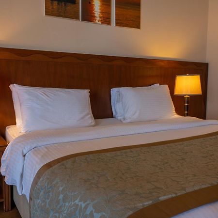 Jiyeh Marina Resort Hotel & Chalets Jieh Kültér fotó