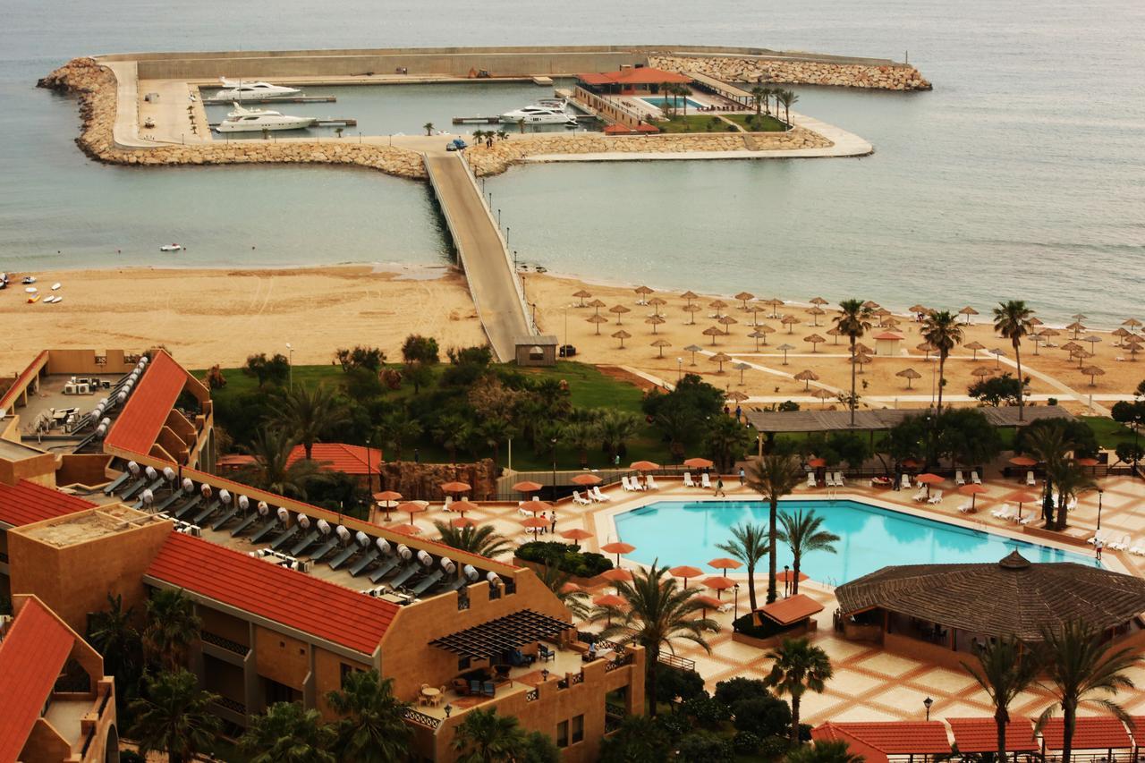 Jiyeh Marina Resort Hotel & Chalets Jieh Kültér fotó